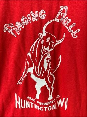 Vintage 1989 Pig Roast Raging Bull Huntington West Va. Tee Shirt 80s 90s